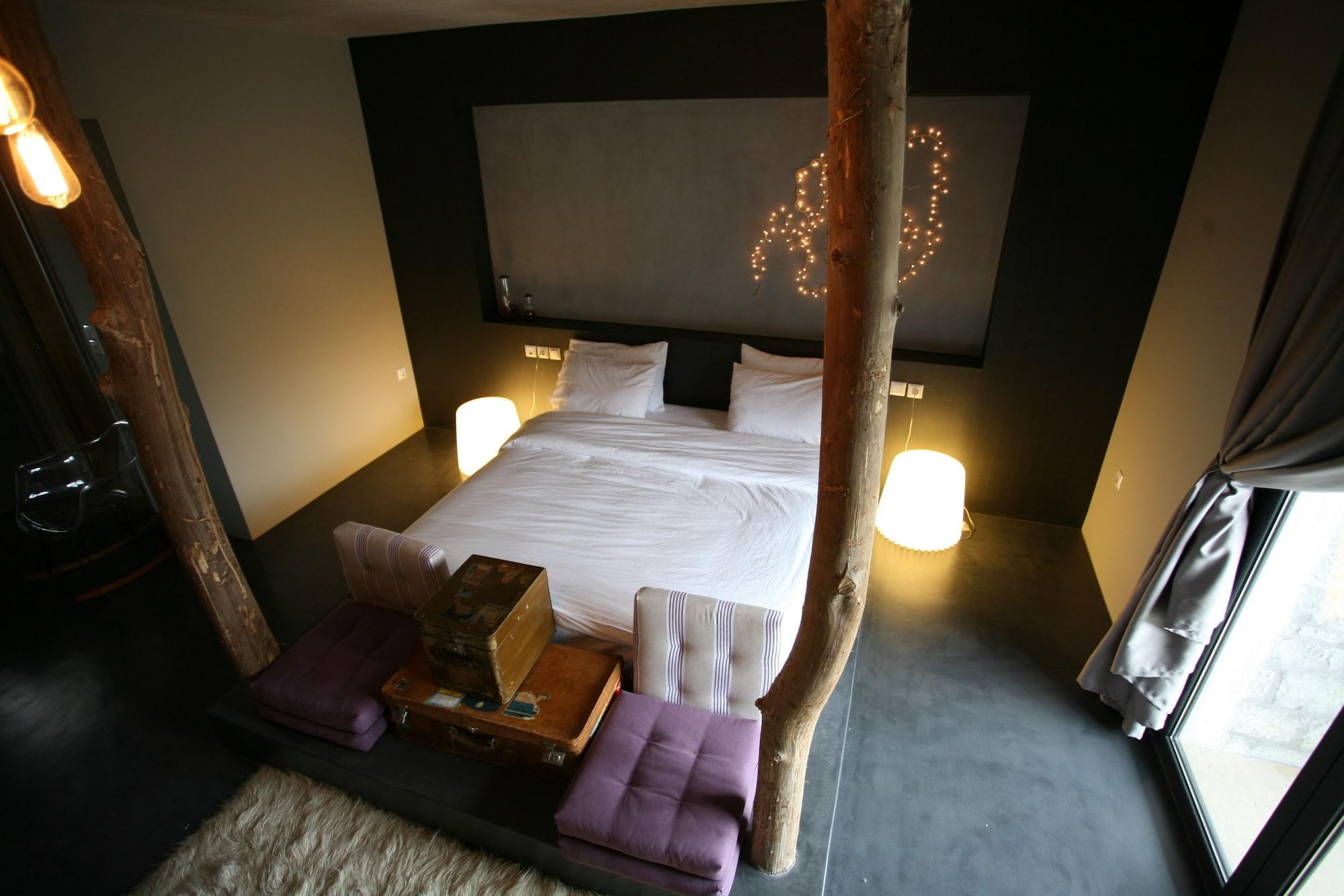 Oniropetra Boutique Hotel 카페니시온 외부 사진
